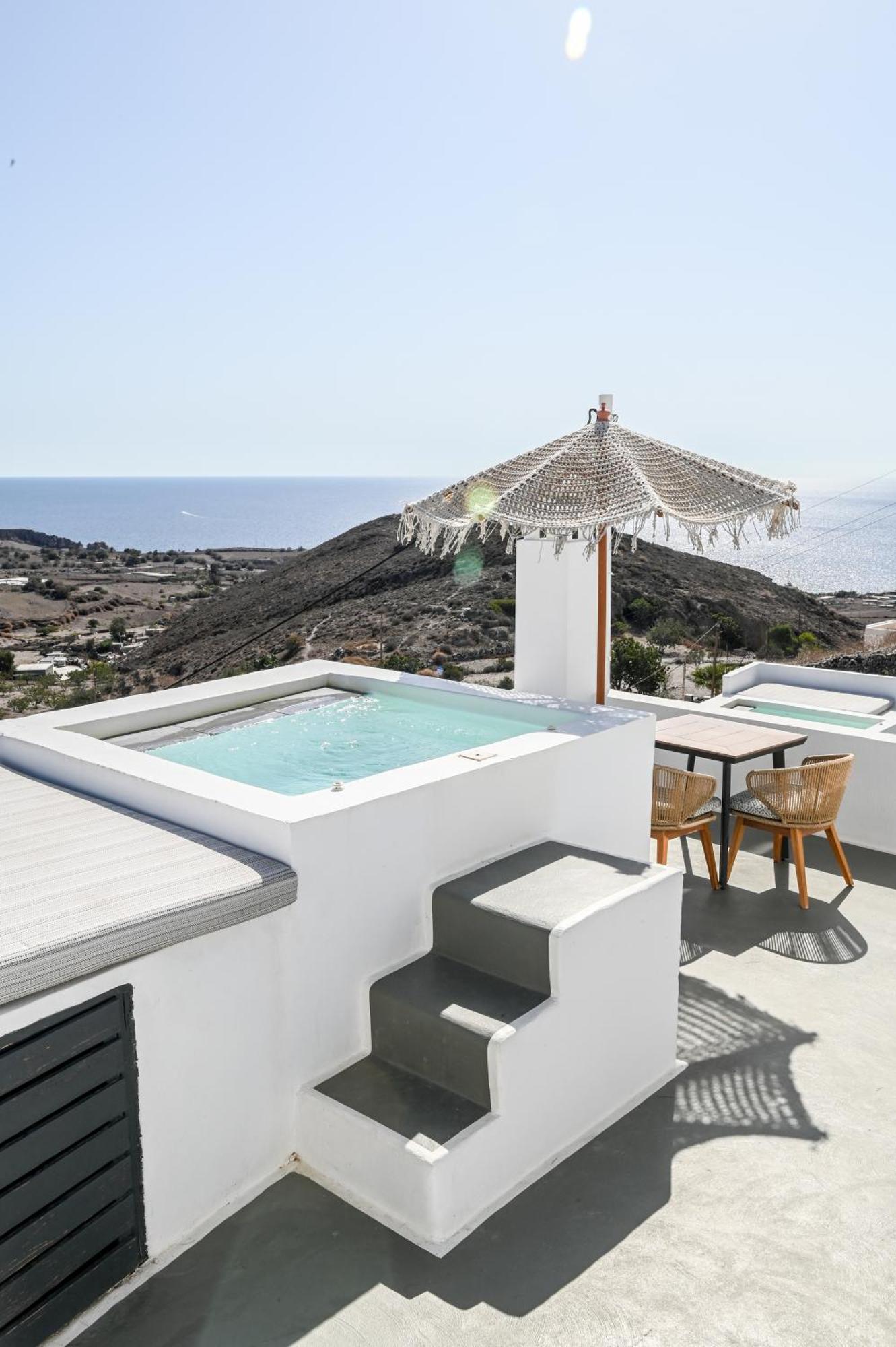 White Curves Santorini Bed & Breakfast Akrotírion Exterior foto